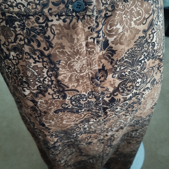 Skirt..get ready for Fall 🍂🍁🍂 - Picture 5 of 7